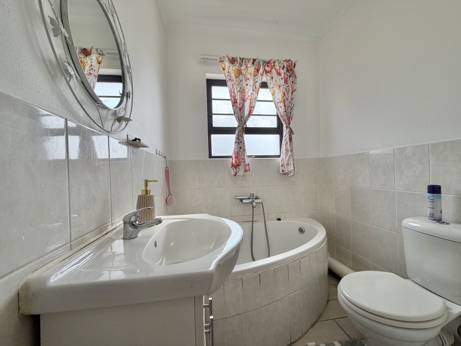 3 Bedroom Property for Sale in Fountains Estate Eastern Cape